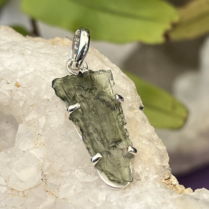 Pendant Moldavite Raw 2.0g