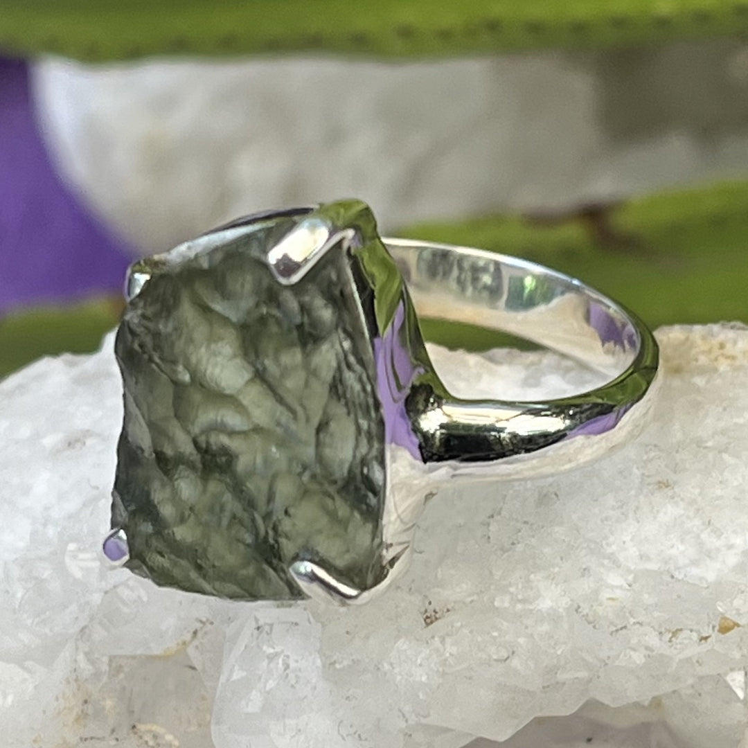 Ring Moldavite Raw Claw Setting 1.70 cm