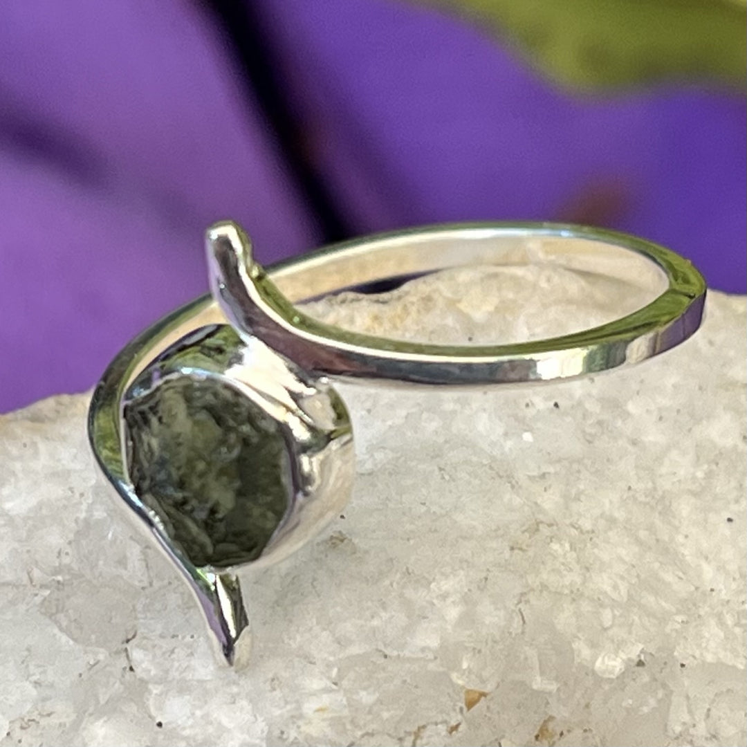 Ring Moldavite Raw 0.5 cm