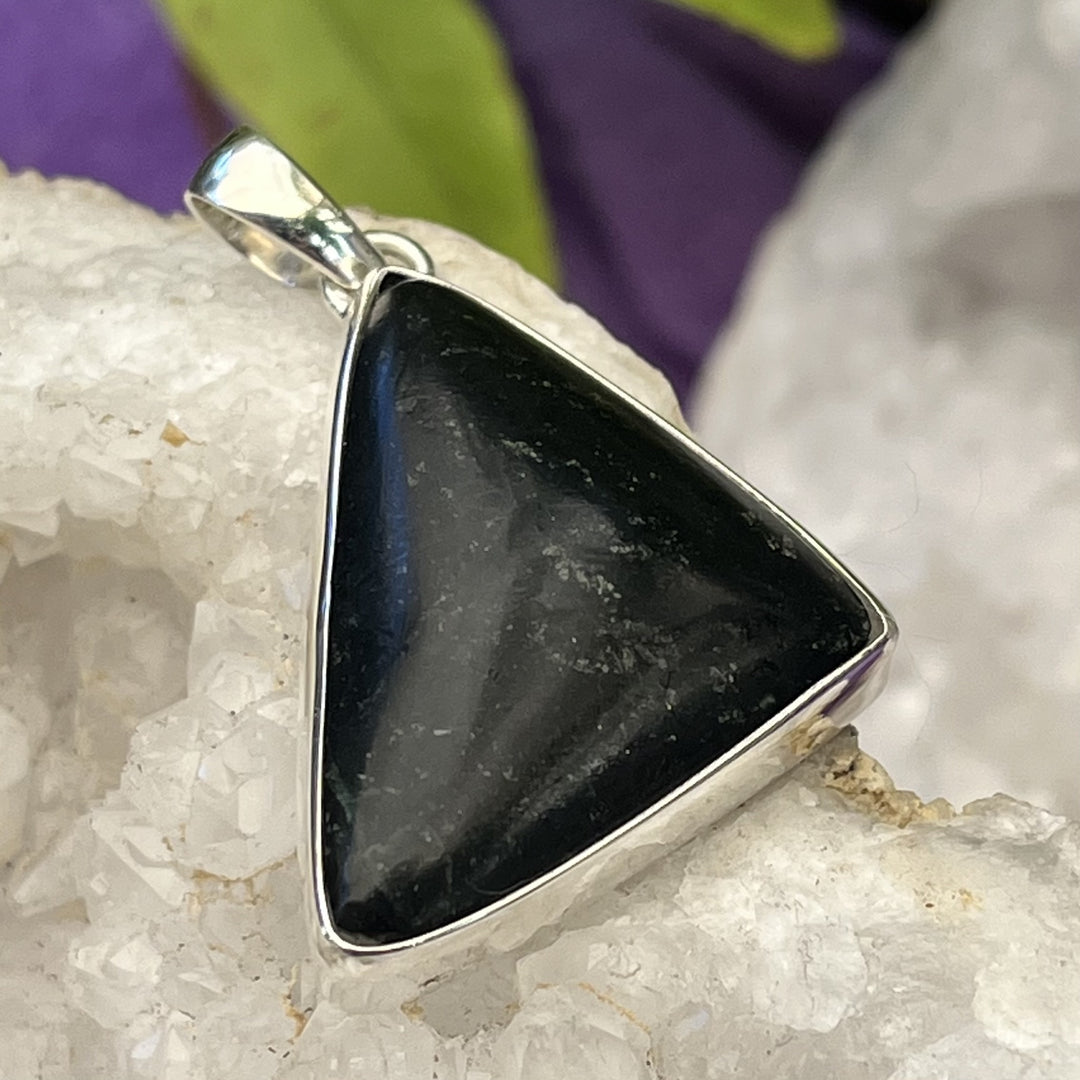 Pendant Black Jade Freeform 4.0 cm