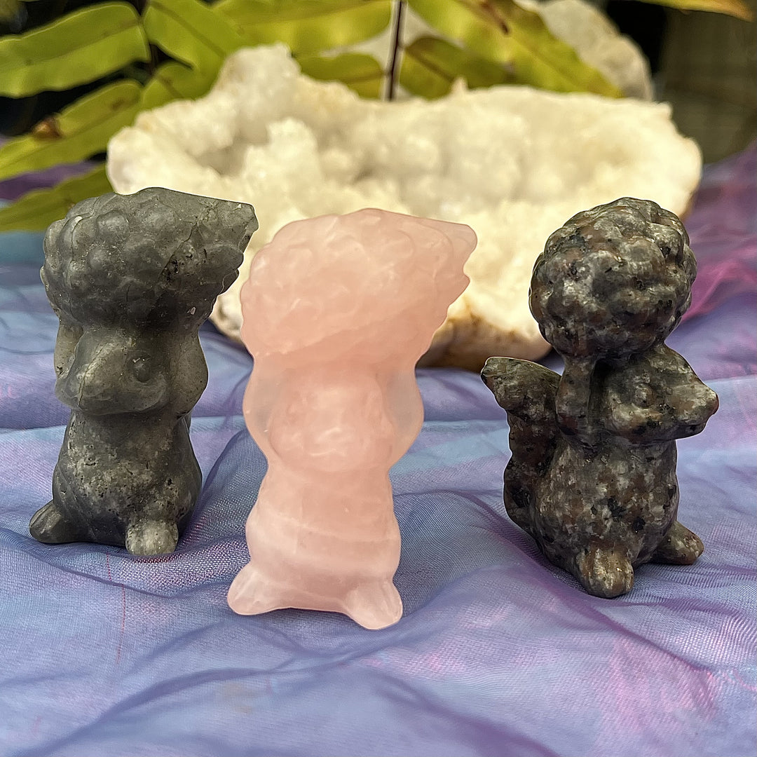 Squirrel with Pinecone Crystal 6.3 cm