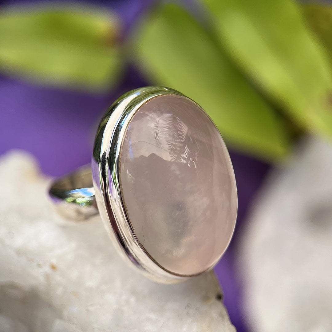 Ring Rose Quartz Oval Gem Quality 1.8 cm