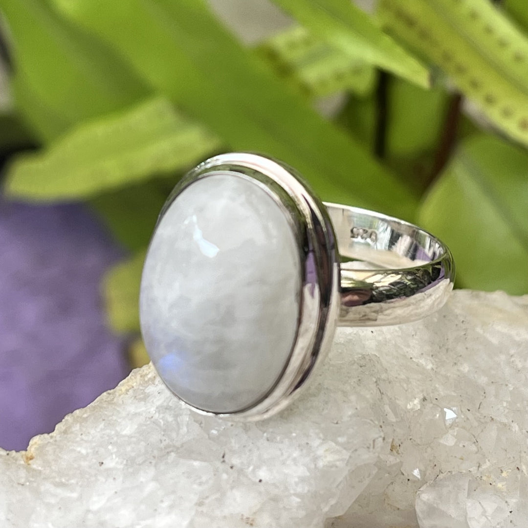 Ring Rainbow Moonstone Oval 1.60 cm