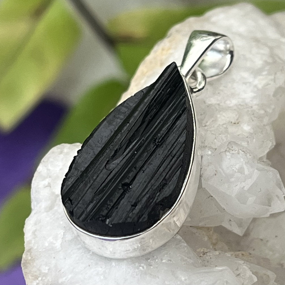 Pendant Black Tourmaline Teardrop Raw 3.3 cm