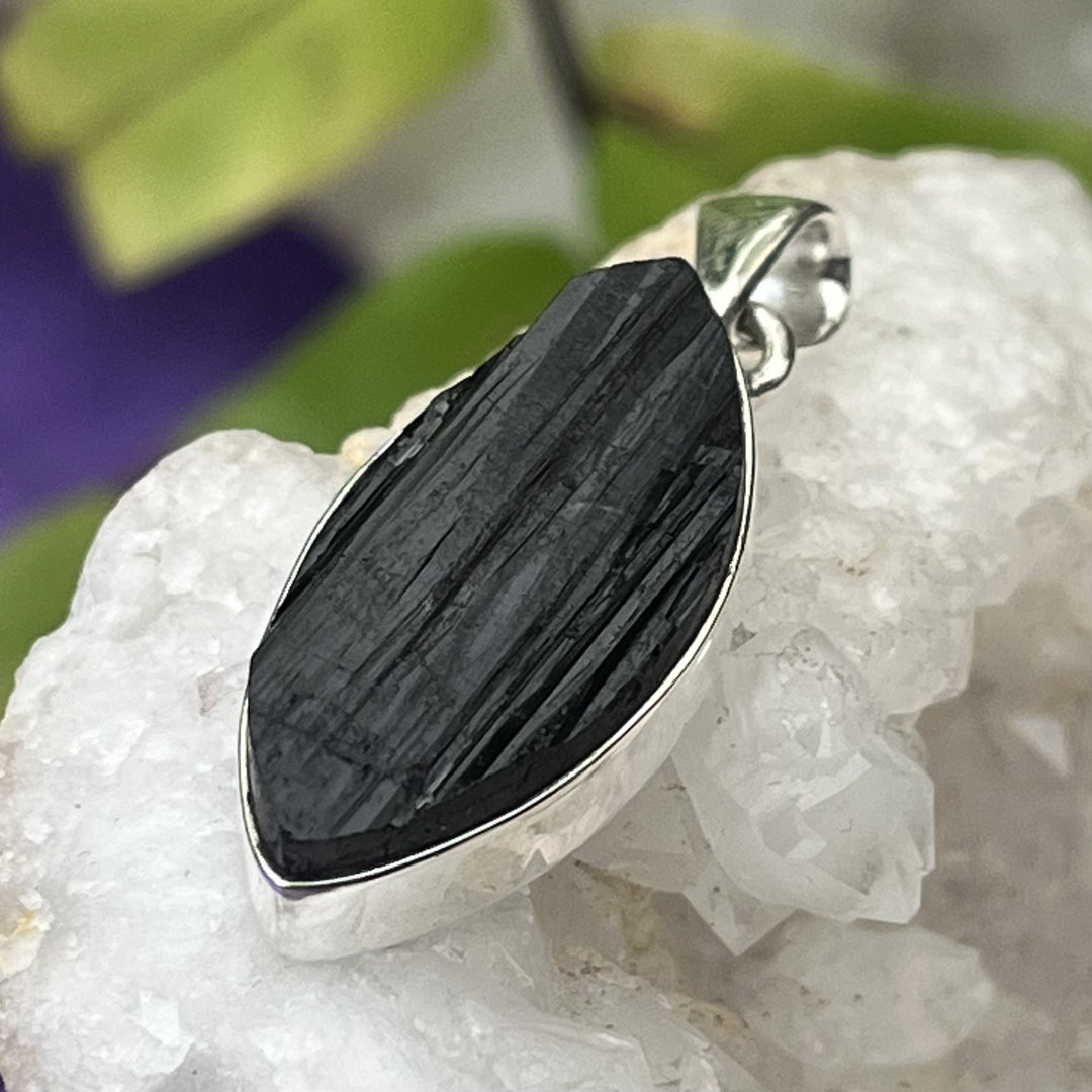 Pendant Black Tourmaline Marquise Raw 3.3 cm