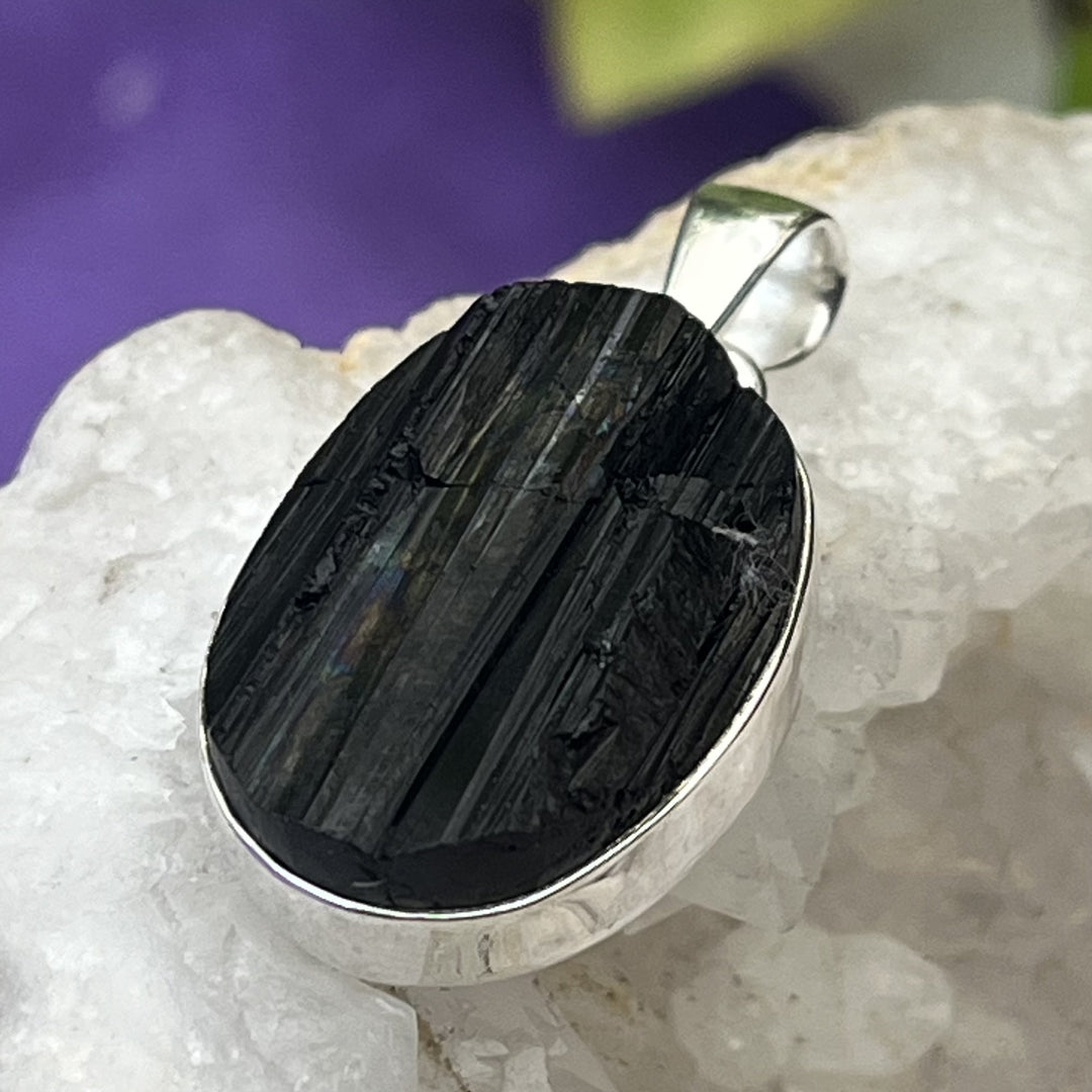 Pendant Black Tourmaline Oval Raw 3.3 cm