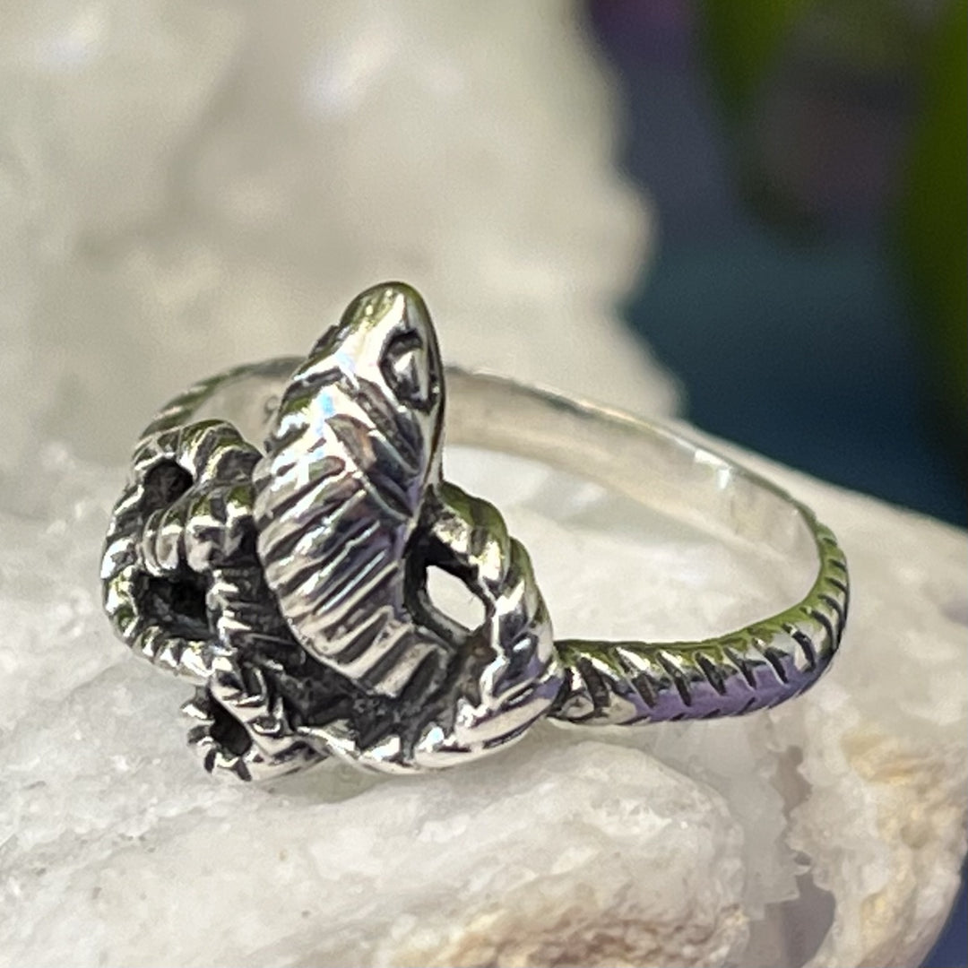 Ring Twisted Serpent
