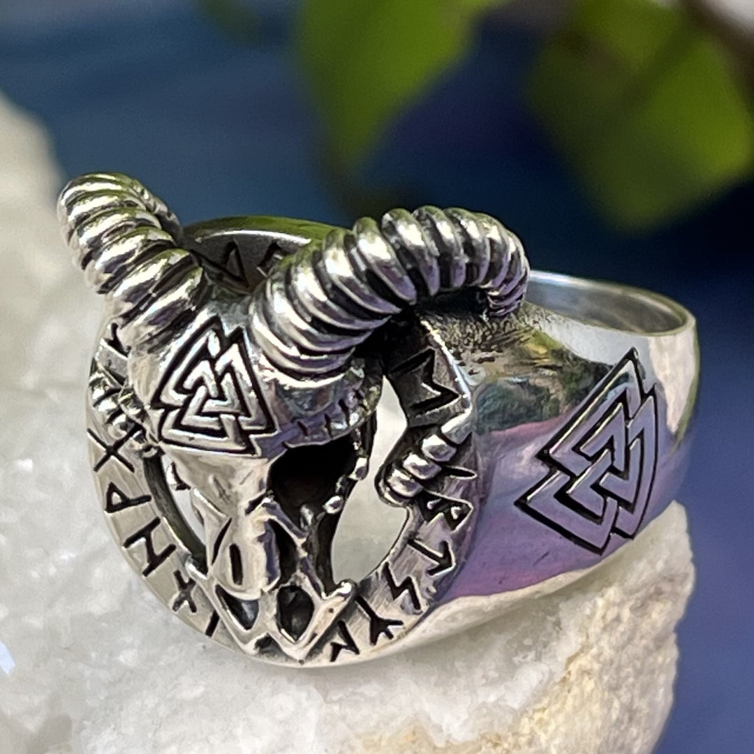 Ring Viking Helmet with Horns