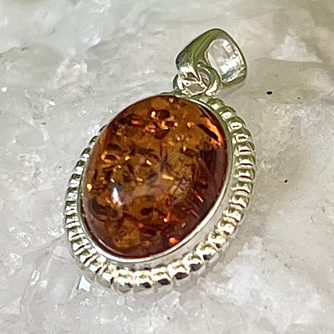 Pendant Amber Oval 2.0 cm