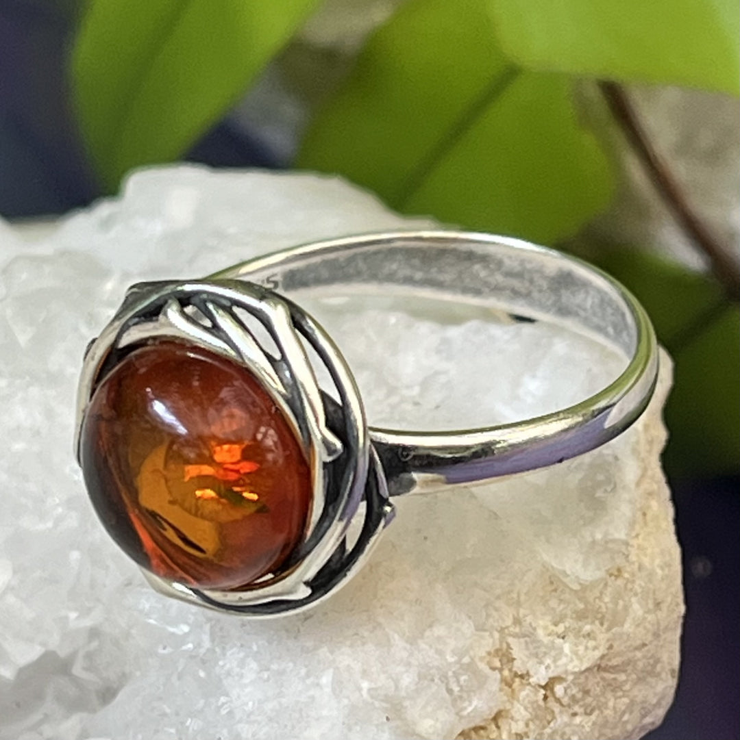 Ring Amber Round 0.9 cm
