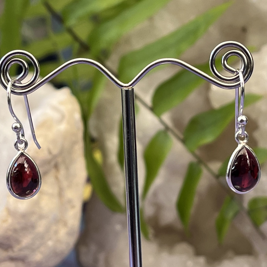 Earrings Garnet Teardrop 2.5 cm