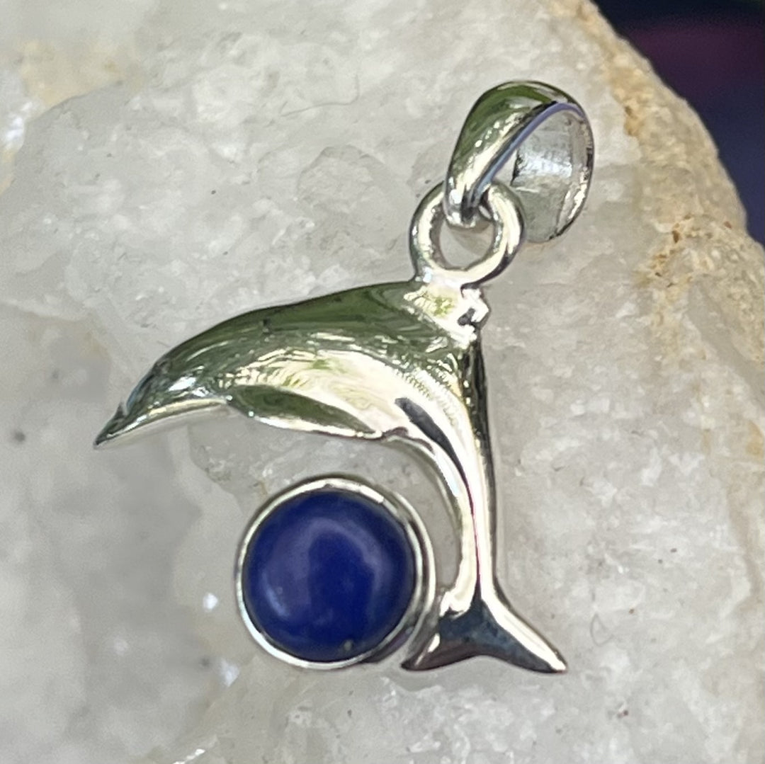 Pendant Lapis Dolphin Round 2.2 cm