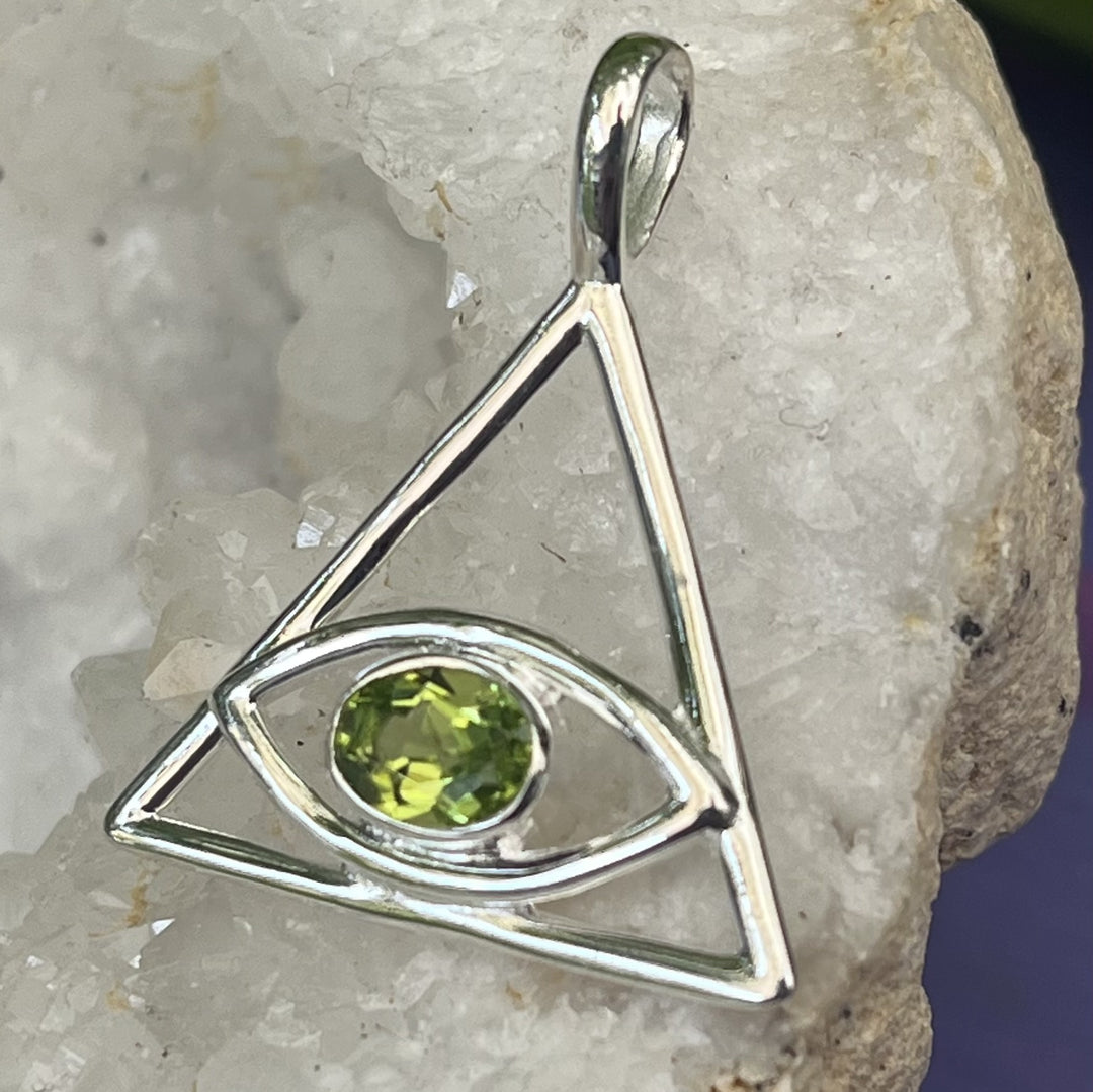 Pendant Peridot All Seeing Eye Faceted