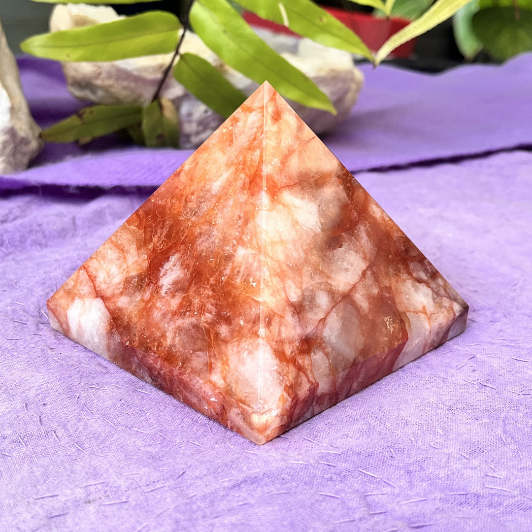 Pyramid Fire Quartz 9.1 cm