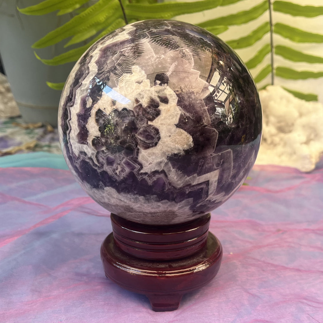 Sphere Dream Amethyst 13.7 cm