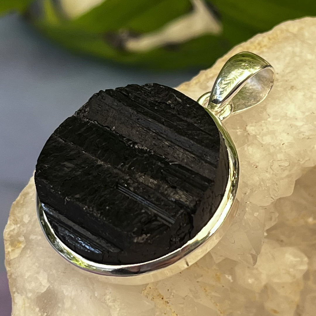Pendant Black Tourmaline Round 4.10 cm