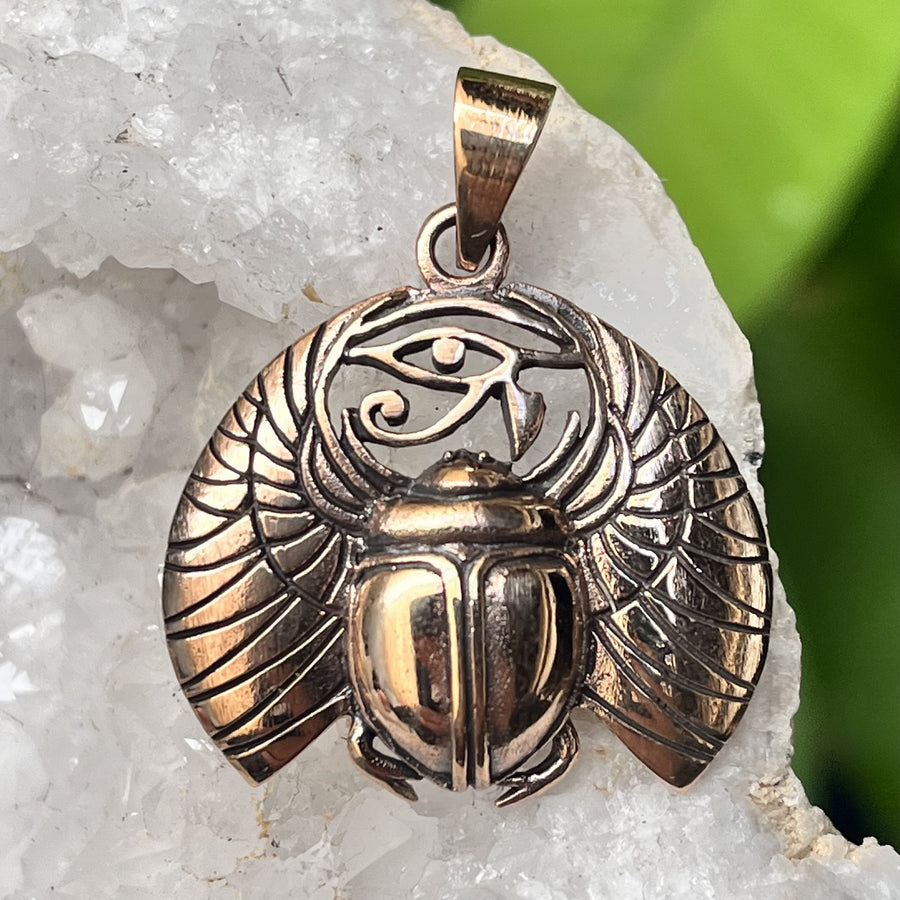 Pendant Bronze Winged Scarab Eye of Horus 3.5 cm | Carpe Diem With Remi