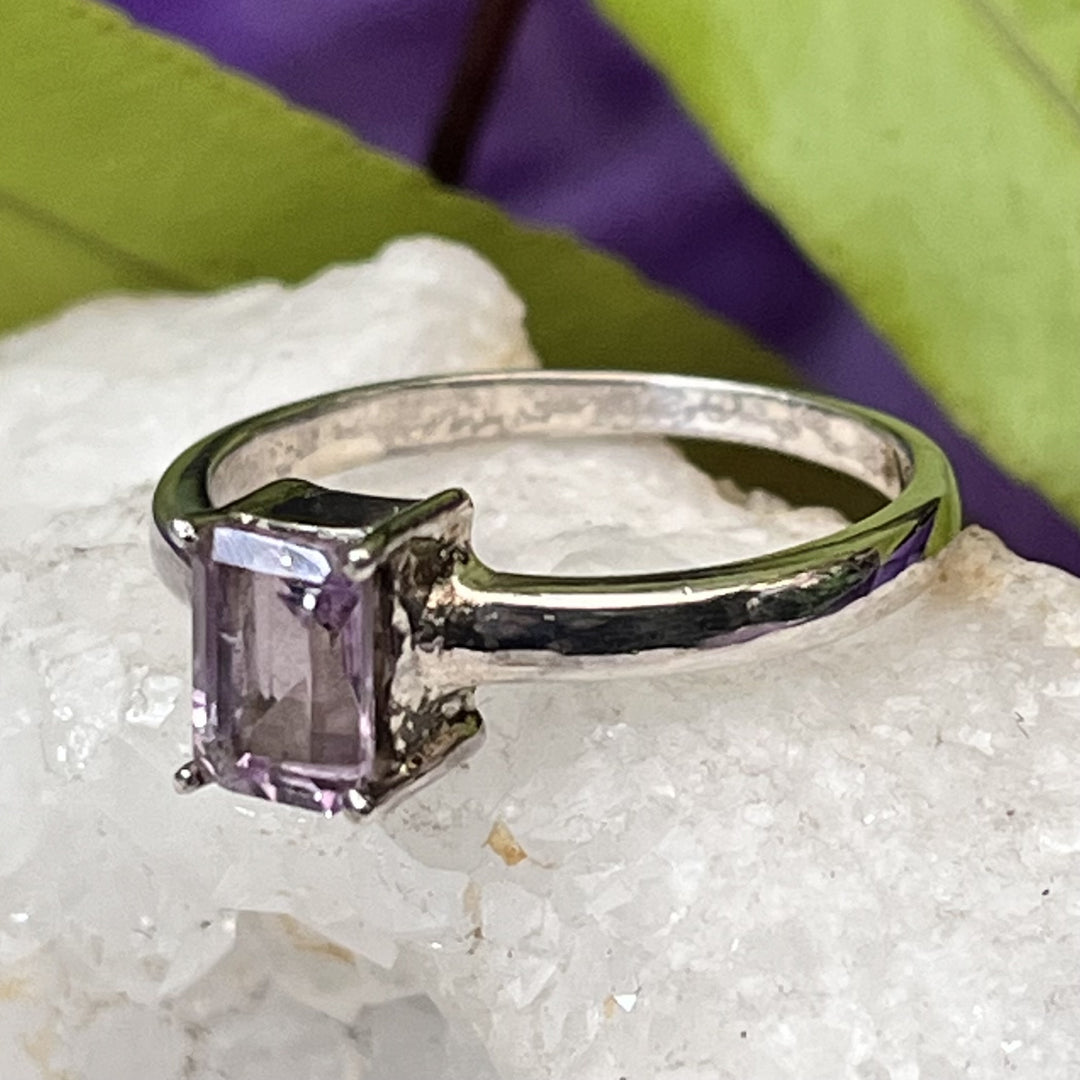 Ring Amethyst Rectangle Faceted 0.6 cm