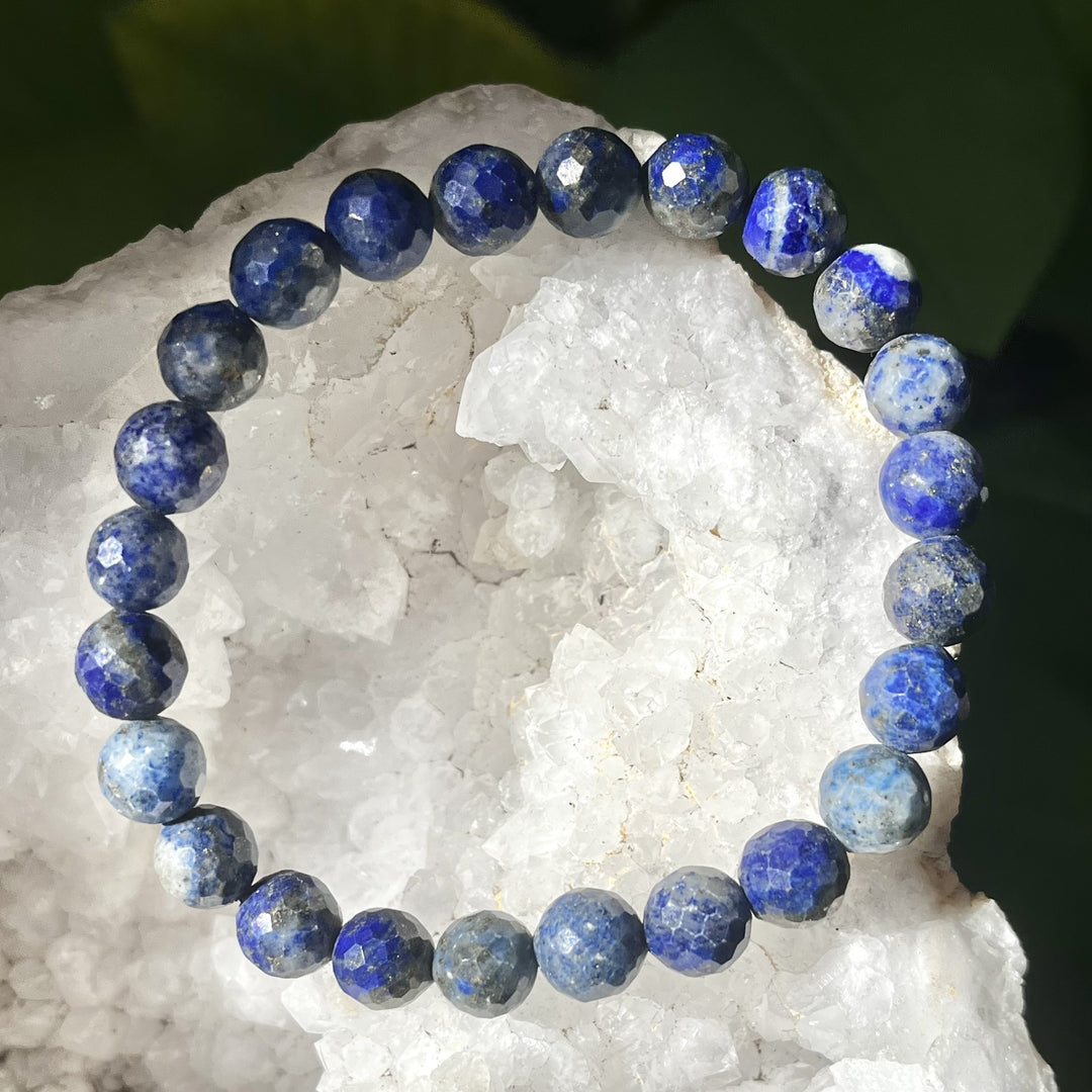 Bracelet Lapis Lazuli Faceted Beads 8 mm