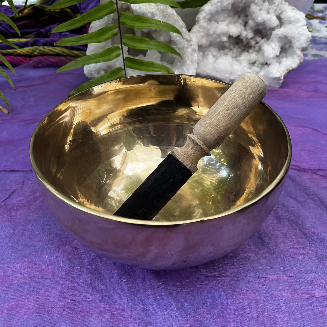 Singing Bowl Brass Hand Beaten  Nepal 19 cm