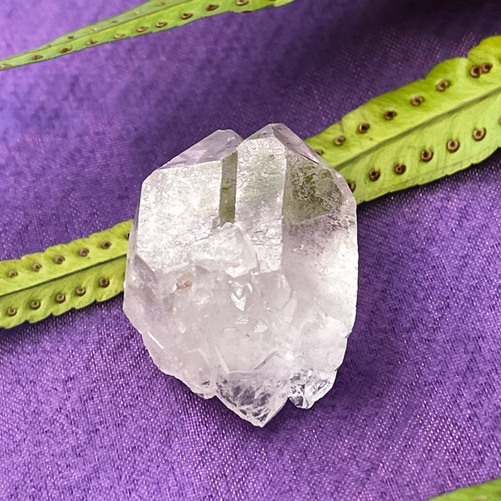 Point Clear Quartz Twin Double Terminated 3.1 cm