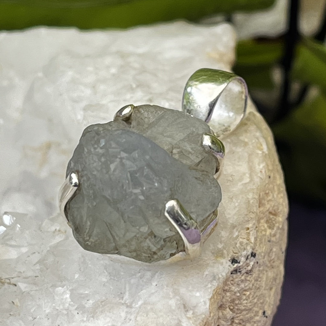 Pendant Celestite Raw 2.7 cm | Carpe Diem With Remi