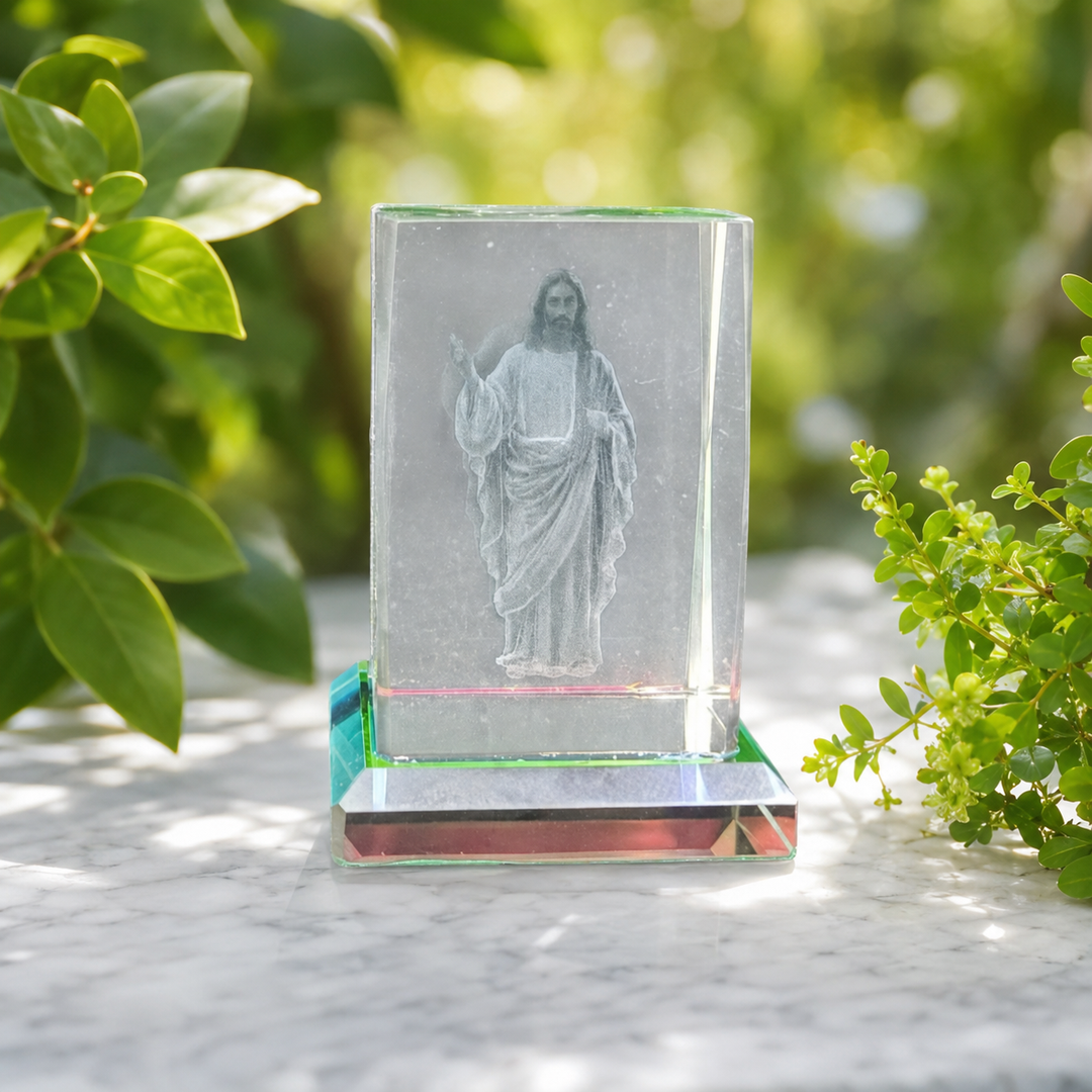Crystal Block Jesus 5 cm - Instore Only