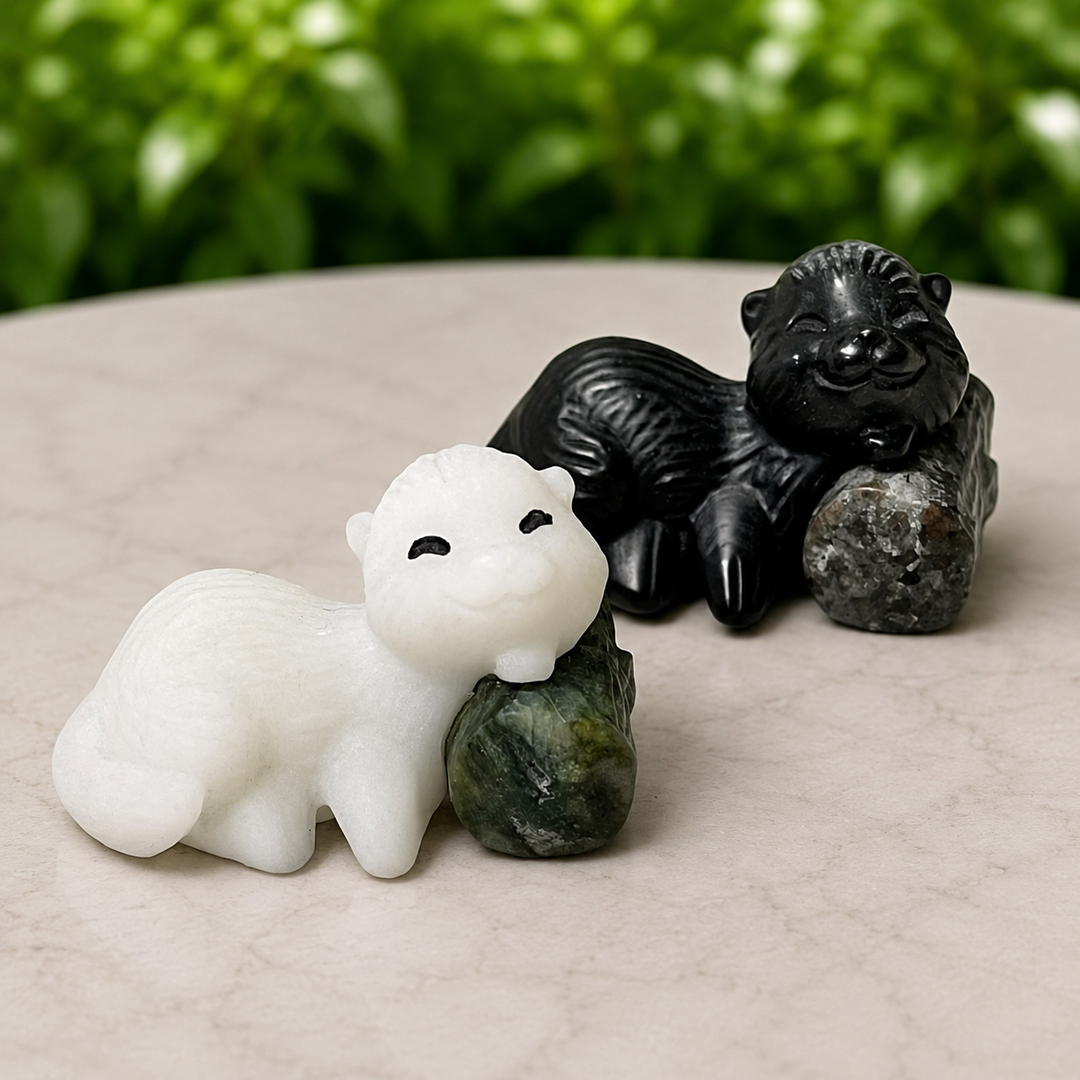 Otter on Log Crystal Carving