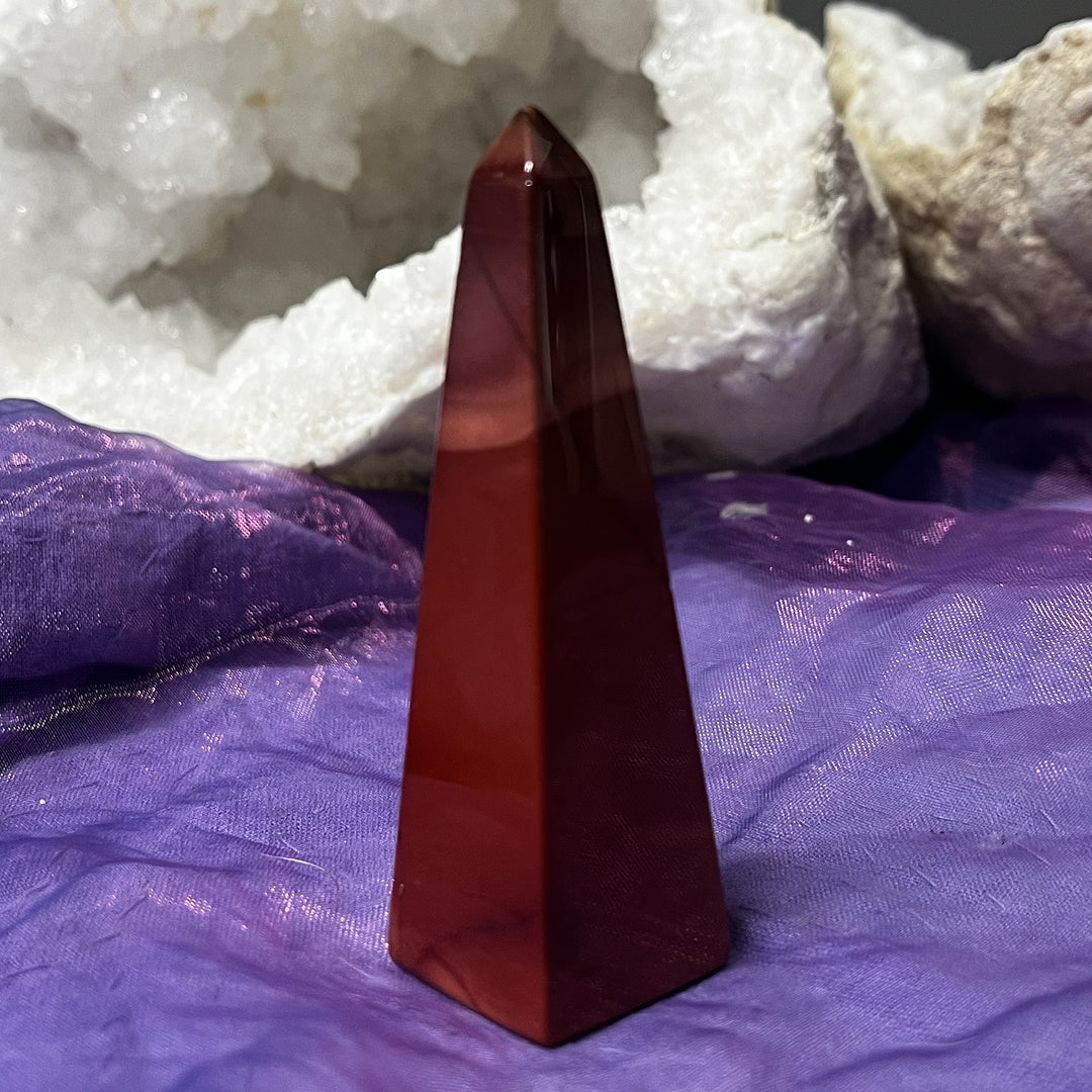 Obelisk Mookaite Red 7.6 cm | Carpe Diem With Remi