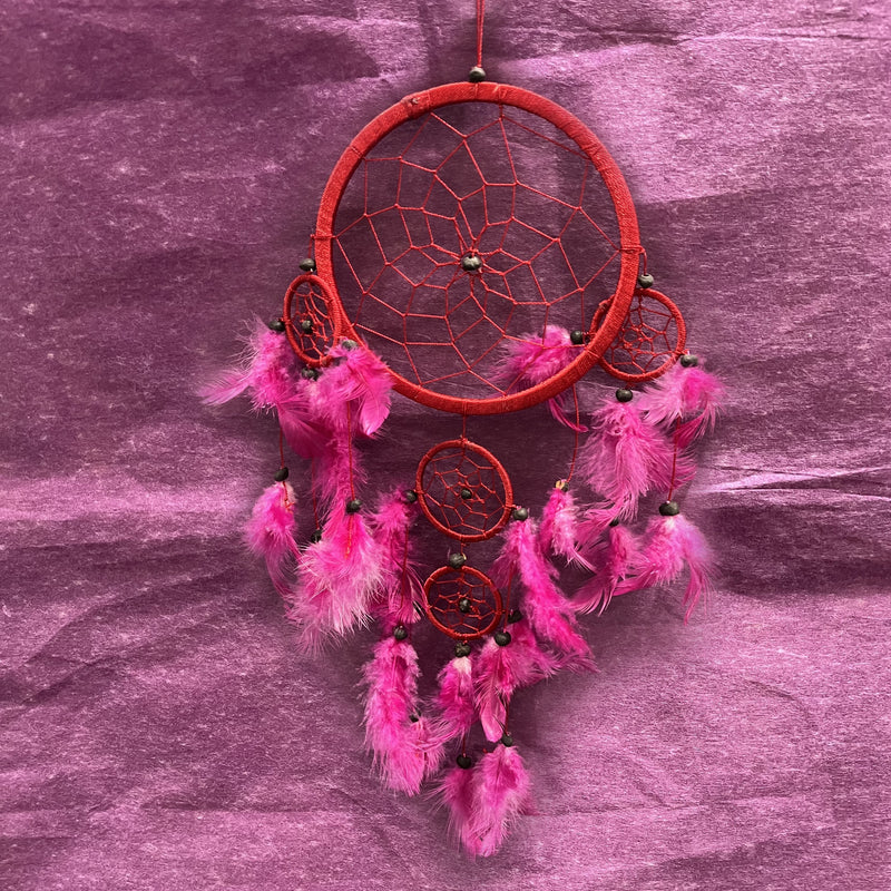 Dreamcatcher Red with Magenta Feathers 16.5 cm | Carpe Diem With Remi