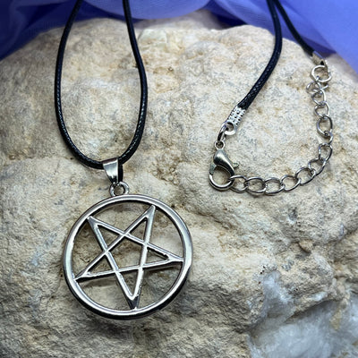 Pentagram Necklace with Choker | Carpe Diem With Remi