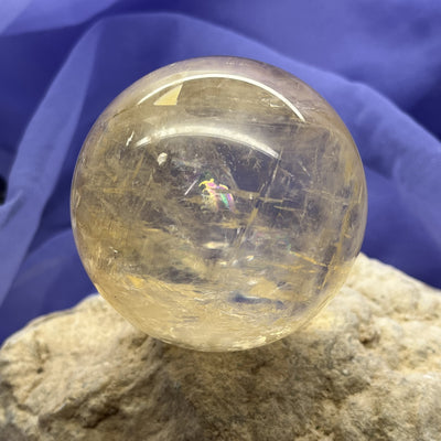 Calcite Gold Sphere 6.7 cm | Carpe Diem With Remi