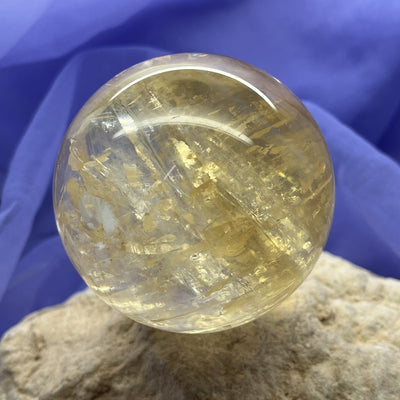 Calcite Gold Sphere 7.2 cm | Carpe Diem With Remi
