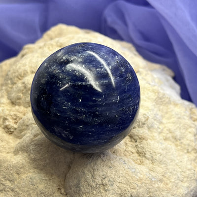 Sodalite Sphere 4.5 cm | Carpe Diem With Remi
