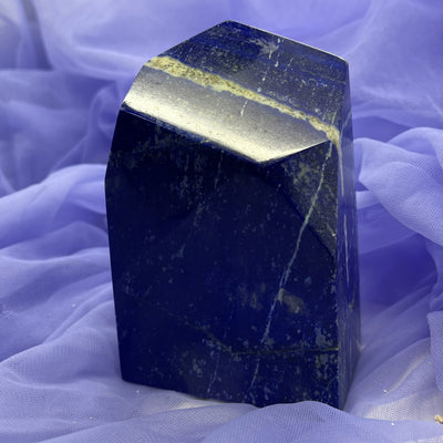 Lapis Lazuli Freeform Standing Point | Carpe Diem With Remi