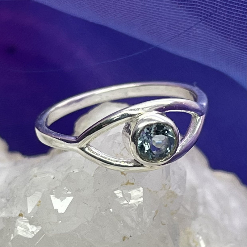 Ring Blue Topaz Round Protection Eye 0.5 cm