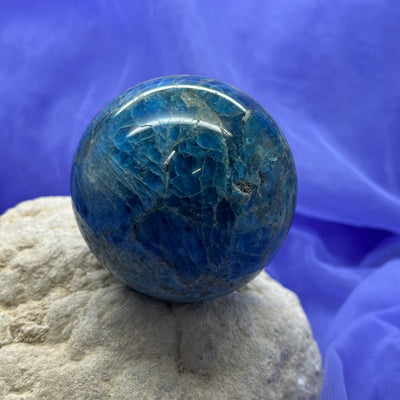 Apatite Sphere 6.2 cm | Carpe Diem With Remi