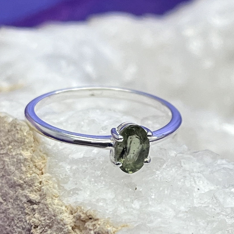 Ring Moldavite Oval  0.5 cm