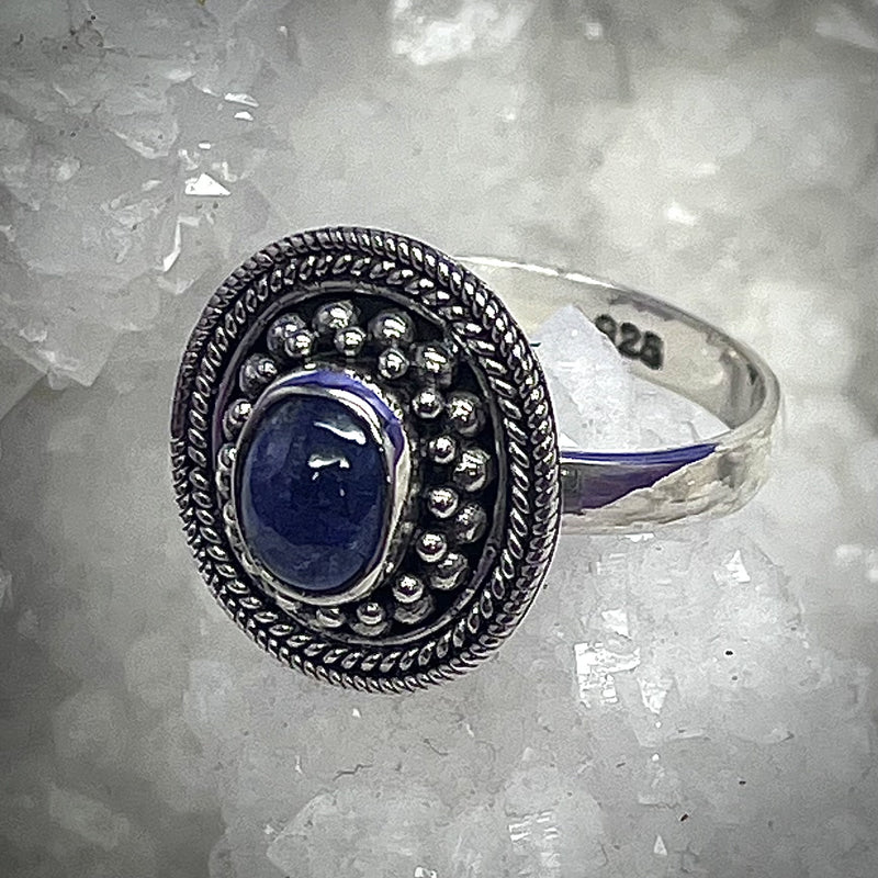Ring Iolite Oval Size 8
