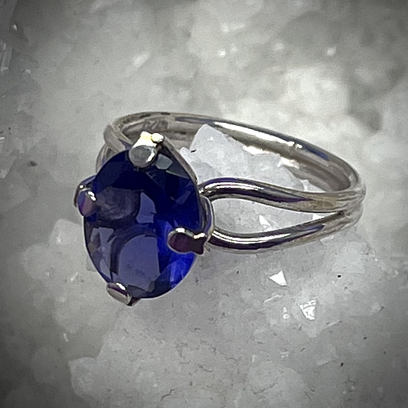 Ring Iolite Oval Faceted 0.9 cm Size 5.5