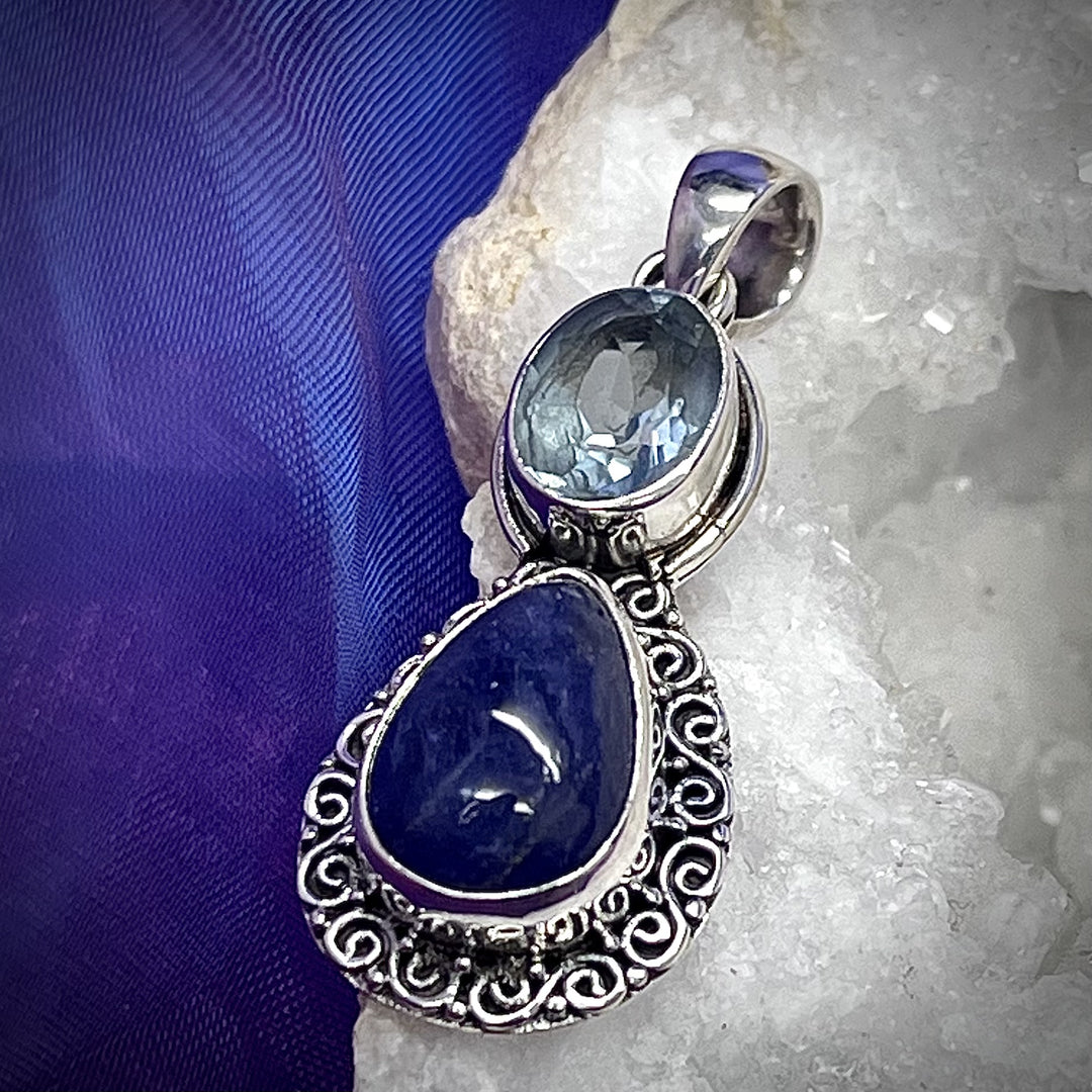 Pendant Iolite with Blue Topaz 3.8 cm