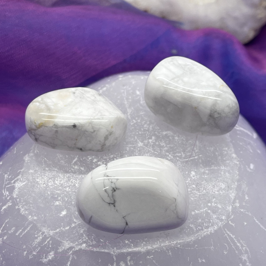 White Howlite Tumble - Sleep