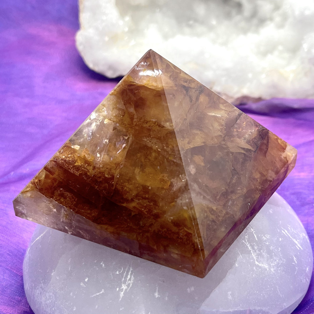 Pyramid Golden Healer 6.1 cm