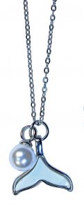 Necklace Pearl And Whale Tail Shimmer | Carpe Diem with Remi